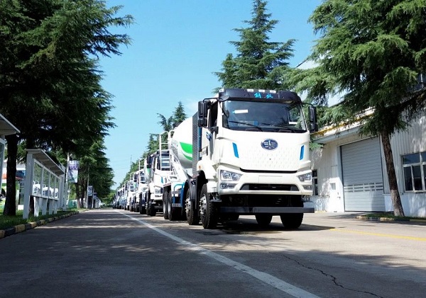 【發(fā)車(chē)新聞】花開(kāi)盛夏好風(fēng)光，蒸蒸日上交付時(shí)